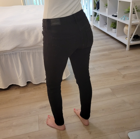 American Eagle | Super Stretch Denim - Picture 7 of 10